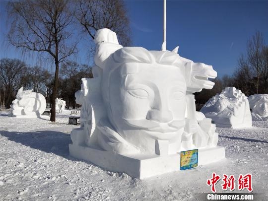 全国雪雕比赛获奖作品 太阳岛雪博会供图 摄